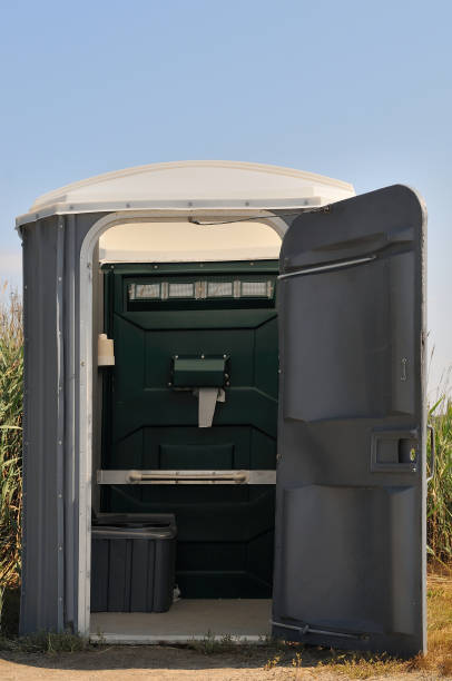 Best Portable toilet rental cost  in Balcones Heights, TX